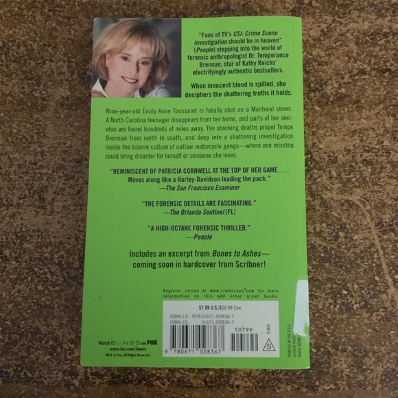 (3 for $20)2 Kathy Reichs novels - Picture 6 of 8